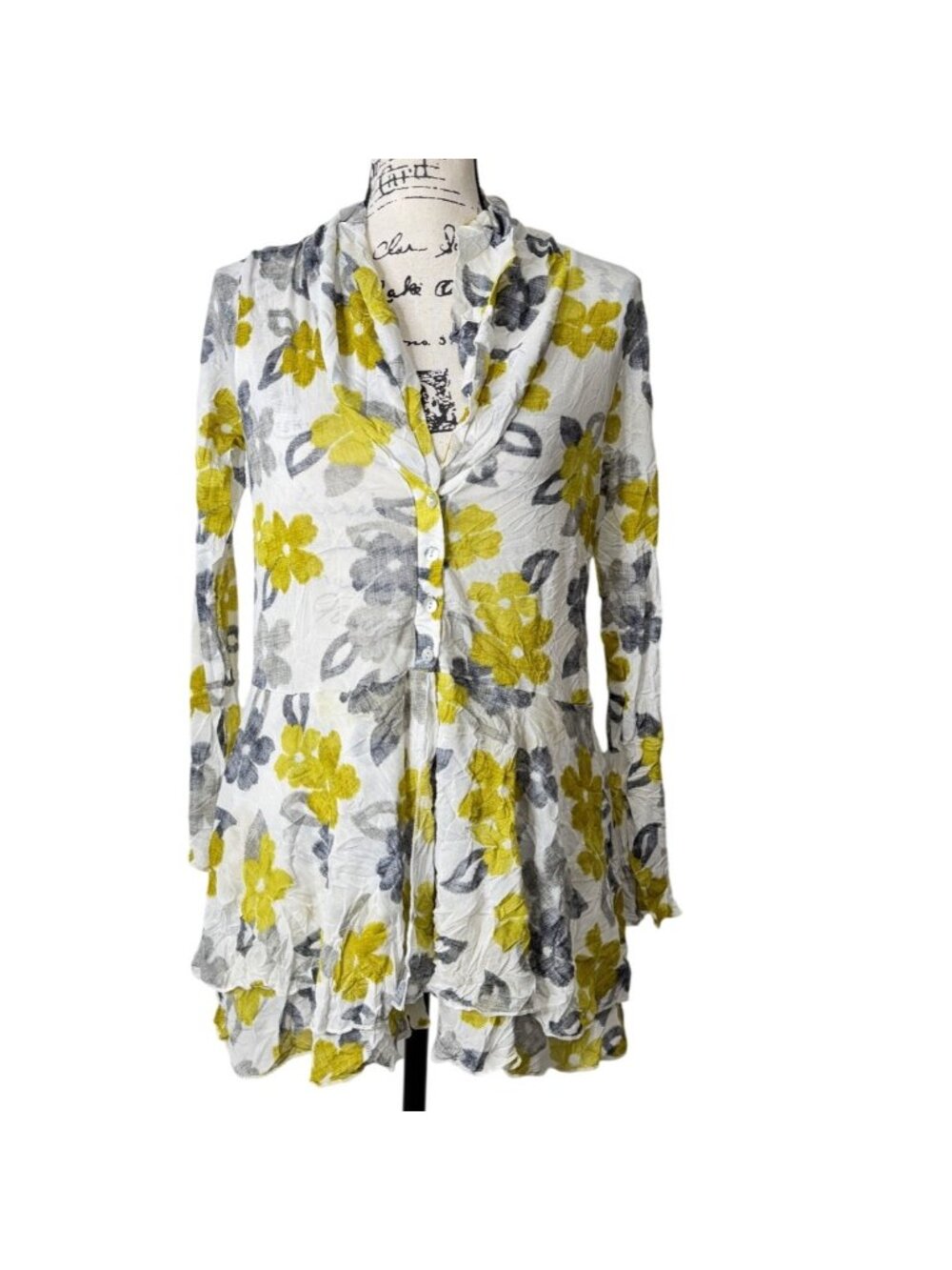 Comfy USA Womens Size S Top Floral Tunic Top Long Sleeves Yellow Gray Artsy